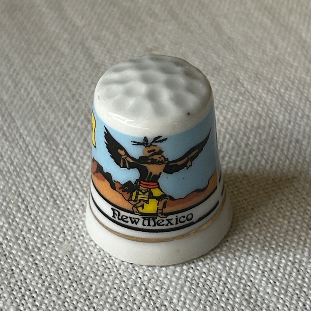 New Mexico Ceramic Thimble with Bird Design